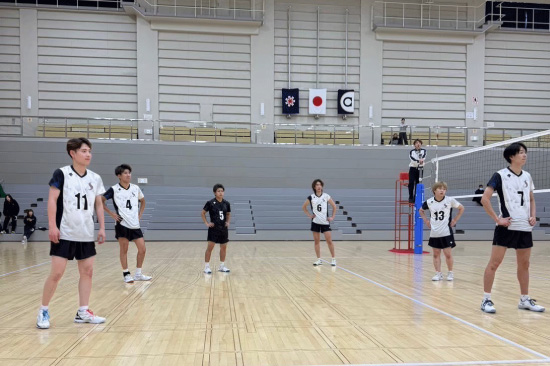 札幌国際大学男子バレーボール部写真2