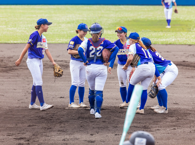 札幌国際大学女子硬式野球部写真1