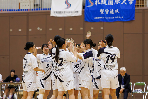 札幌国際大学女子ハンドボール部写真3