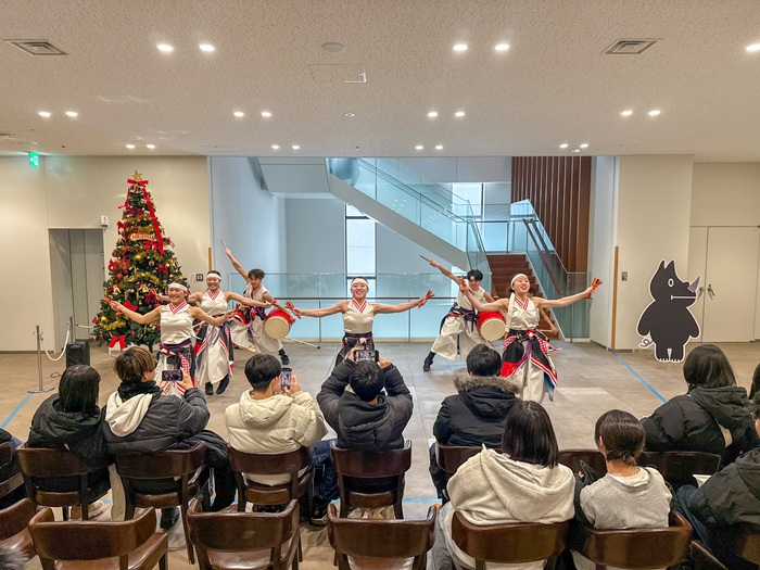 札幌国際大学　YOSAKOIソーラン部の演舞