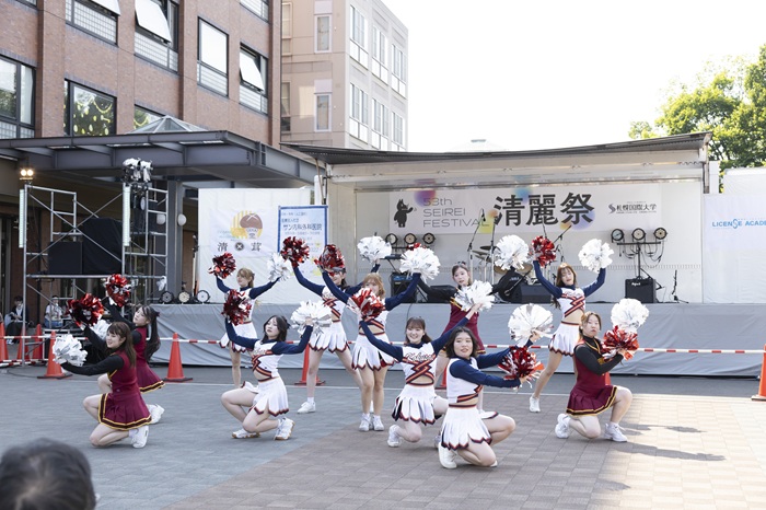 札幌国際大学　チアリーディング　清麗祭