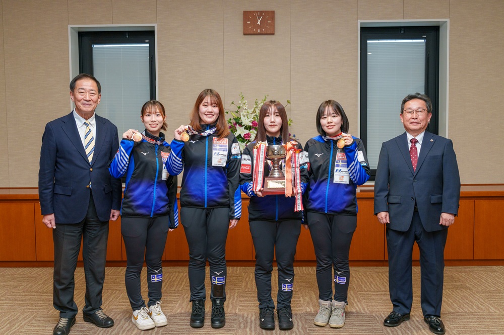 札幌国際大学　カーリング　氷上部