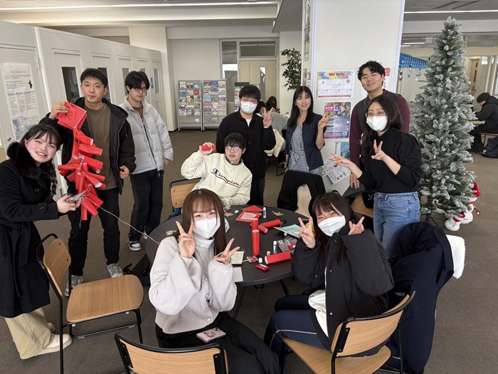 札幌国際大学　中華研究会　旧正月飾りつけ