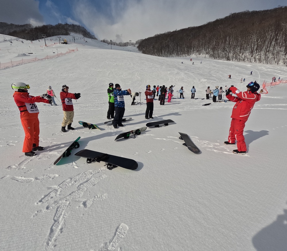 札幌国際大学　小樽朝里温泉スキー場　スノーボード
