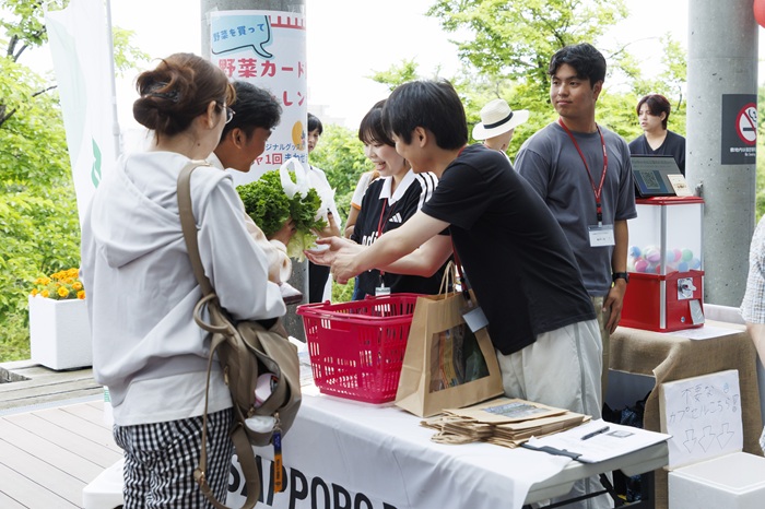 札幌国際大学　学生マルシェinプレド札幌
